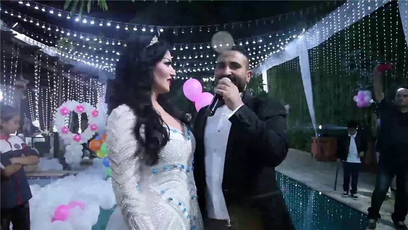 تطورات مثيرة في انفصال أحمد سعد وسمية الخشاب..سمية تفجر مفاجأة