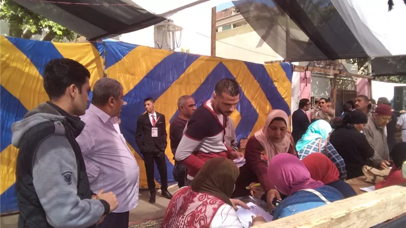 غرفة عمليات مركزية بمقر الاتحاد العام لشباب العمال لمتابعة الاستفتاء على التعديلات الدستورية 