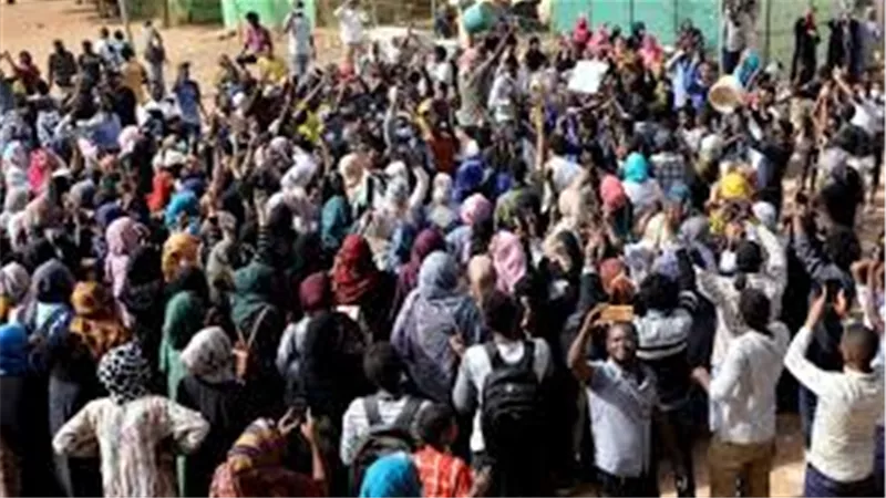 السودان الآن..تفاصيل الخلاف بين المجلس العسكري وتجمع المهنيين