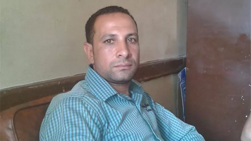 قرية كفر مسعود بالغربية تتشح بالسواد حزنا على إختفاء أحد أبنائها(صور)