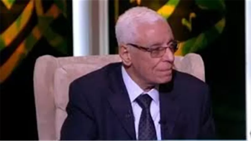 حسام موافي: عقوبة التدخين مؤجلة و85% تعرضوا للإصابة بسرطان الرئة(فيديو) 
