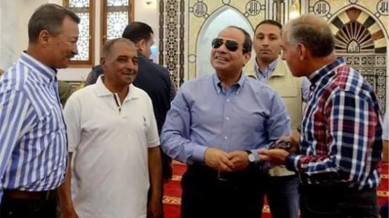 أحمد موسى: زيارة الرئيس لـ «النخيل» تمت دون شعور أهل المنطقة( فيديو)