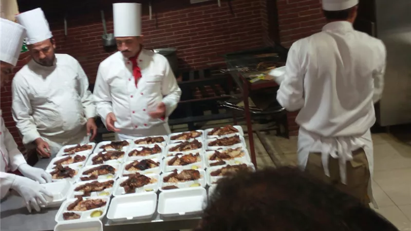  مؤسسة أبو العينين الخيرية توزع أكثر من 3 آلاف وجبة يوميا في رمضان