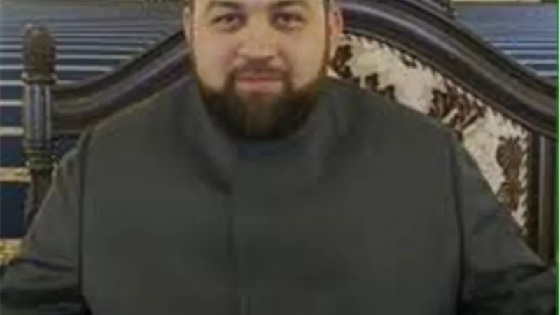 الشيخ يسري عزام: «من عصى الله نتقي الله فيه» (فيديو) 