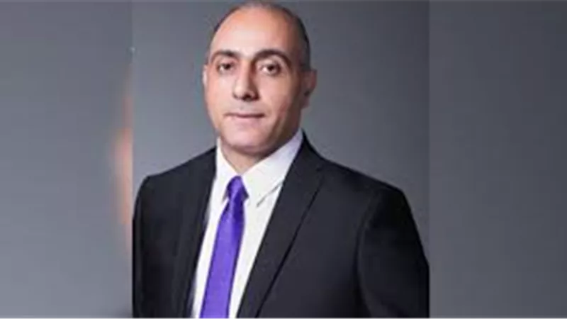 حاتم بطيشة: «كلمات المعلق لازم تكون موزونة بميزان الدهب» (فيديو) 