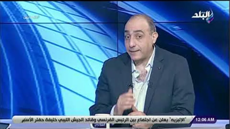 حاتم بطيشة : «مواقع التواصل مارد يهدد مصر بالخطر .. وبتابع من بعيد لبعيد»(فيديو)