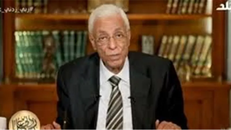 حسام موافي: النساء أكثر عرضة لألم القلب النفسي (فيديو)