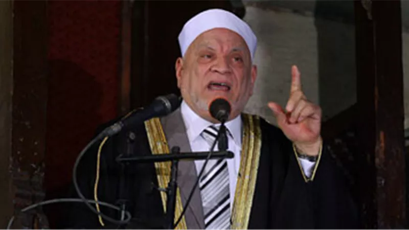 أحمد عمر هاشم: 