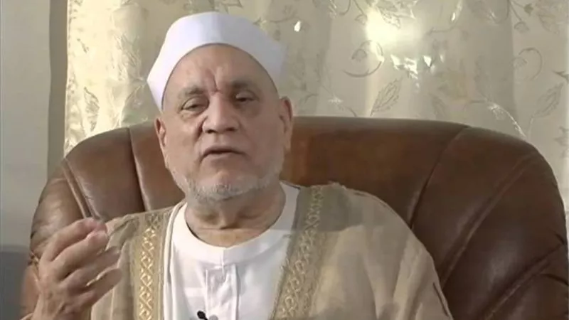 أحمد عمر هاشم:  الرسول كان يحب الشعر ويسمعه لكنه لم يلقه (فيديو)