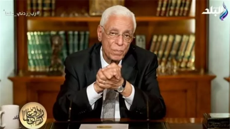 حسام موافي: ارتفاع كرات الدم البيضاء مؤشر الإصابة بالسرطان (فيديو)
