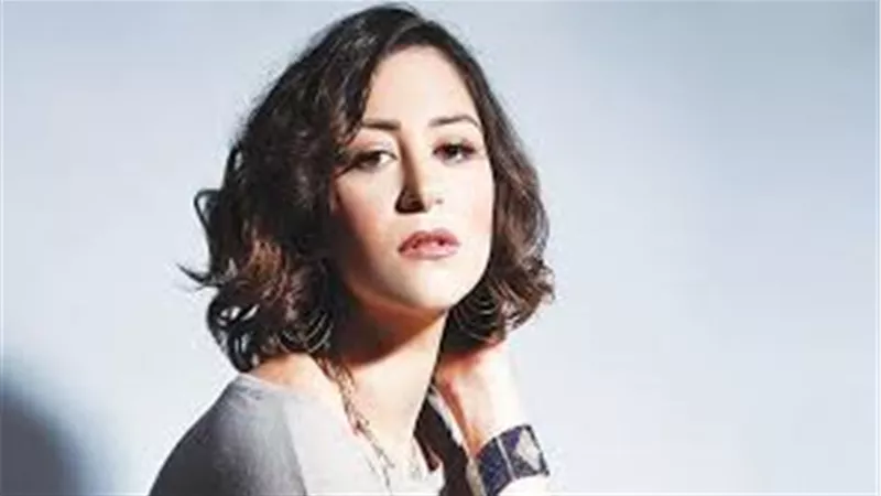 منة شلبي على 