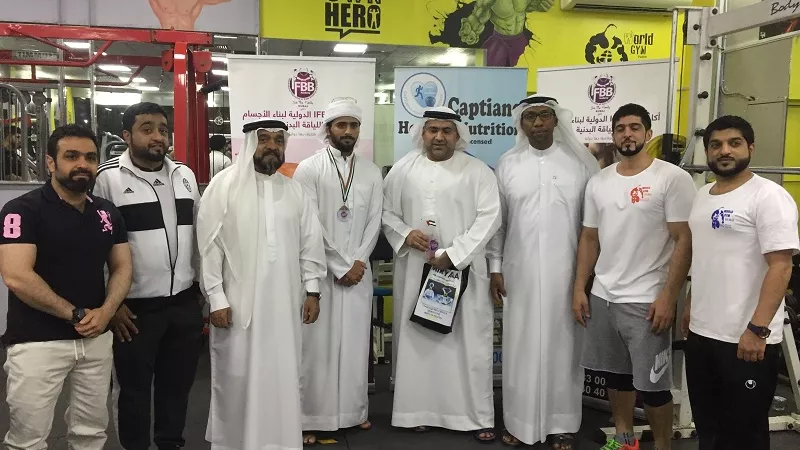 الاماراتي محمد عبد الله والهندي ابراهام ابطال 