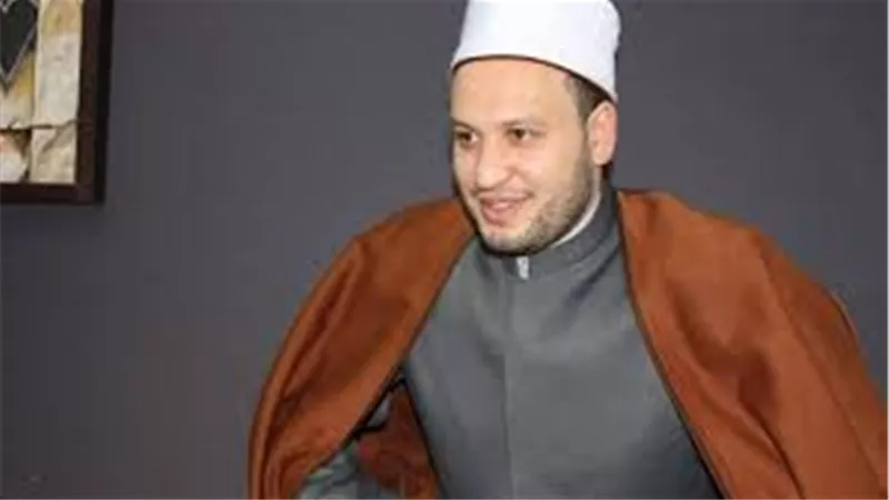 إسلام النواوي: باب الله مفتوح للجميع.. ولا يكسر بخاطر أحد (فيديو)