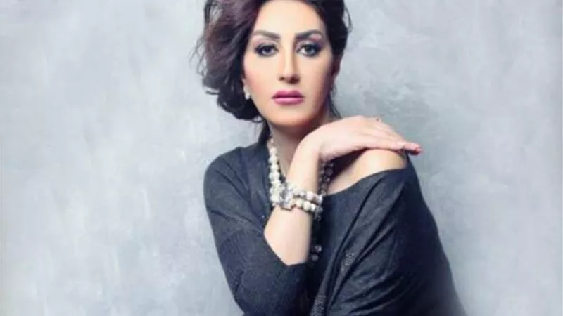 وفاء عامر على 