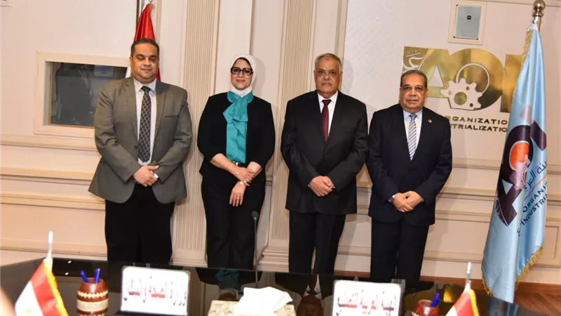 وزيرة الصحة تشهد توقيع بروتوكول تعاون مع الهيئة العربية للتصنيـــع لتوفير السرنجات الآمنة ذاتية التدمير وغرف العمليات بنظام الكبسولة (صور)