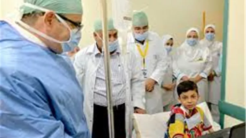 أستاذ جهاز هضمي: أجرينا 700 عملية زراعة كبد.. ونحتاج 300 مليون لتجهيز مركز جديد (فيديو)