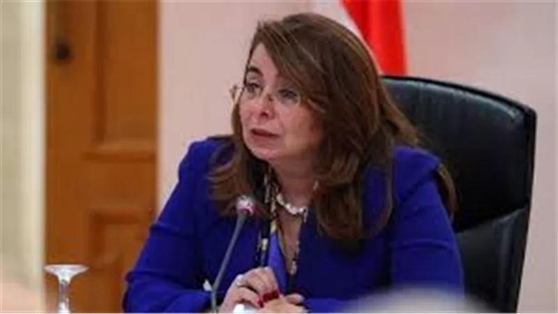 براتب 4 آلاف جنيه.. تعرف على شروط التقدم لوظيفة «رفيق مسن» (فيديو)