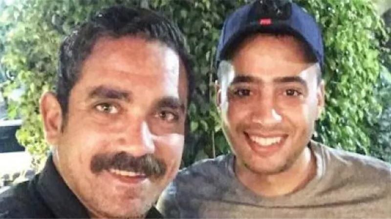 أمير كراره يمازح عصام السقا على الهواء