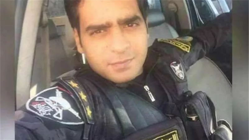  والد الشهيد إسلام مشهور يبكي على الهواء: 