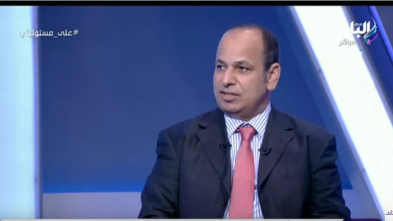 خبير اقتصادي يكشف كيفية ضبط الأسعار بعد انخفاض سعر الدولار (فيديو)