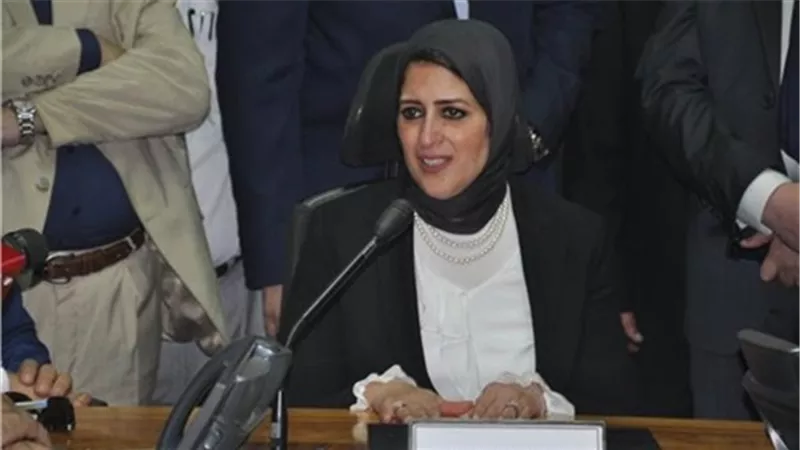 وزيرة الصحة تجتمع بمديري المستشفيات والوحدات بمنظومة التأمين الصحي الجديد ببورسعيد.. وتشدد على تقديم أفضل خدمة طبية للمرضى