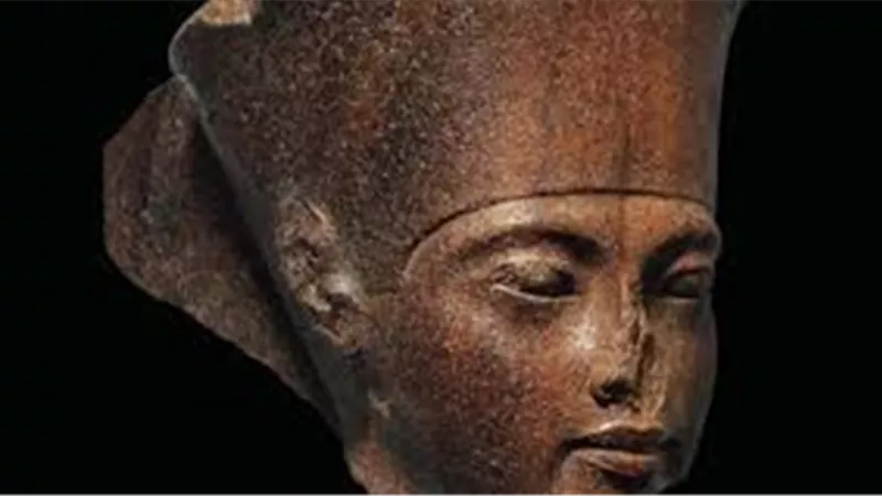 الآثار تعلق على بيع رأس توت عنخ آمون : لندن خذلتنا.. وسنعاقب البعثات البريطانية (فيديو)