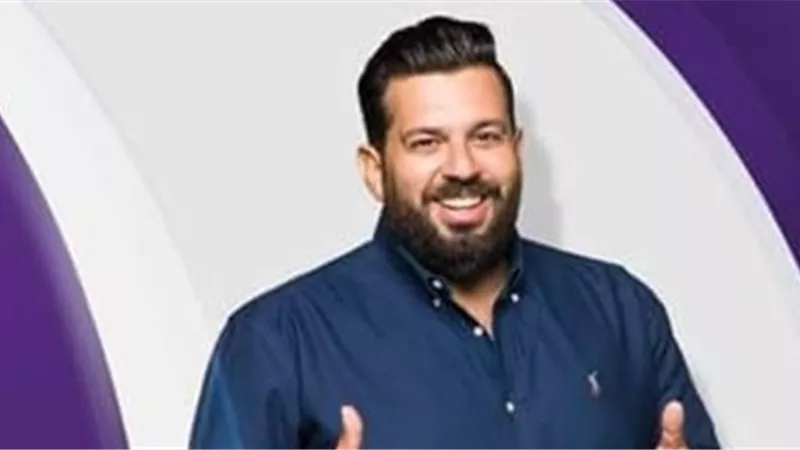 تامر بشير يشيد بطوابير الركاب بالمواقف: «مظهر حضاري» (فيديو)