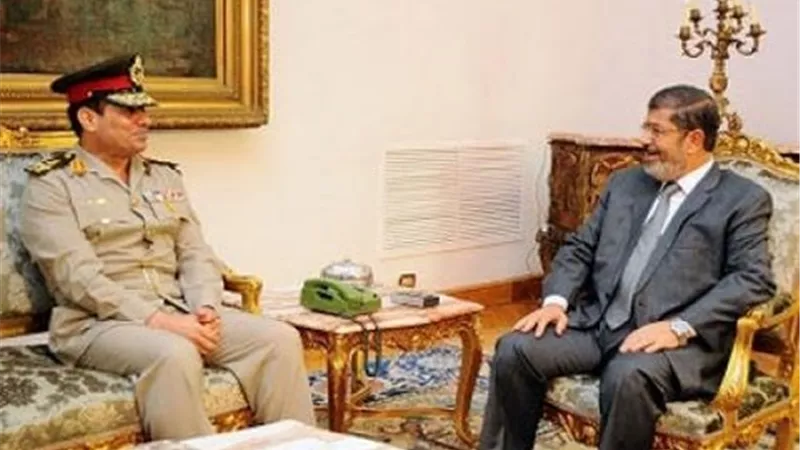 مصطفى بكري يكشف كواليس لقاء السيسي مع مرسي لإقناعه بإجراء انتخابات رئاسية مبكرة (فيديو) 