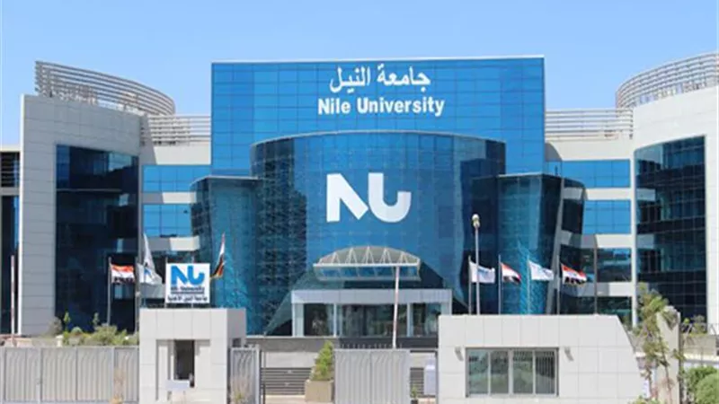 بحضور طلعت وموسى..جامعة النيل الأهلية تحتفل بتخرج دفعة جديدة من طلاب الماجستير والبكالوريوس الاثنين المقبل 