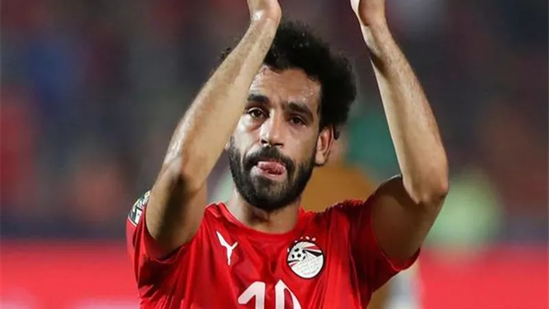 أحمد موسى: «صلاح ثالث أفضل لاعب بالعالم.. ولن نسمح بالإساءة إليه» (فيديو)