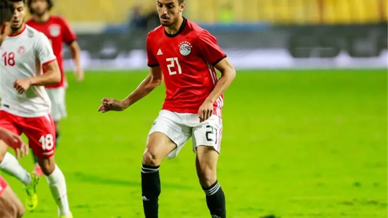 محمد عادل يكشف أسباب فشل انتقال طاهر محمد طاهر للأهلي (فيديو)