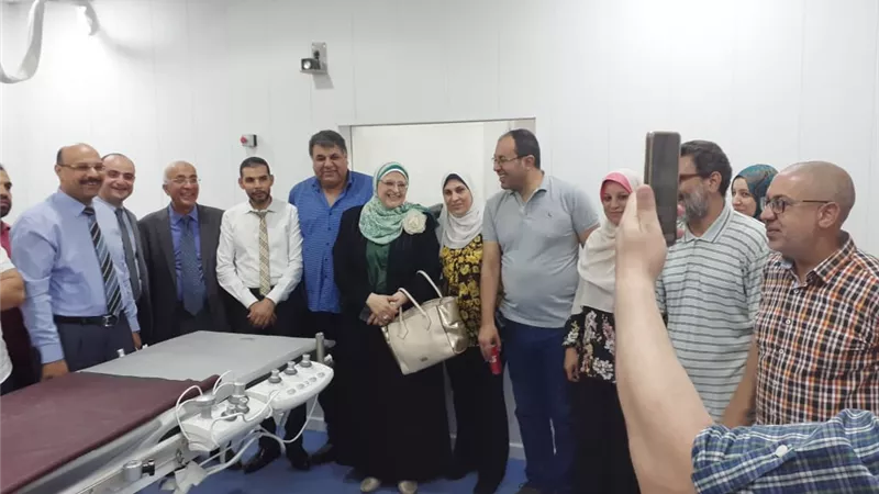 هناء سرور تفتتح التشغيل التجريبى لقسم قسطرة القلب بمستشفى الحوامدية (صور)