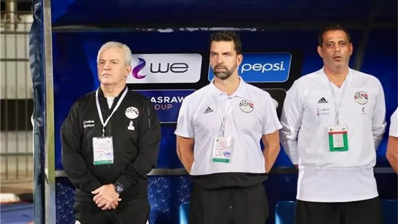 مساعد أجيري يهاجم هاني رمزي بعد تصريحاته عن الجهاز الفني للمنتخب (فيديو)