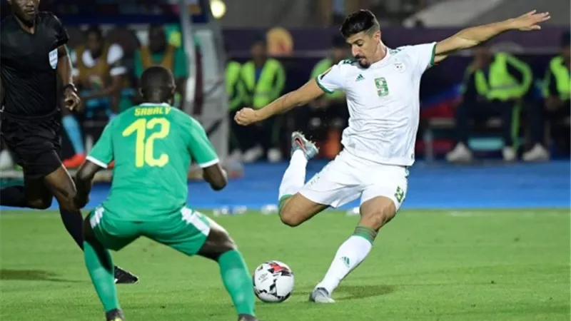 أحمد عفيفي: بغداد بونجاح لاعب «سفاح» في نهائي كأس الأمم (فيديو)