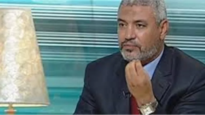 جمال عبد الحميد: «لم أتوقع انفراد الأهلي بصدارة الدوري.. ولاعبو الزمالك خذلوني» (فيديو)