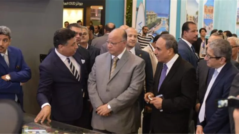 محافظ القاهرة يفتتح معرض الأهرام 
