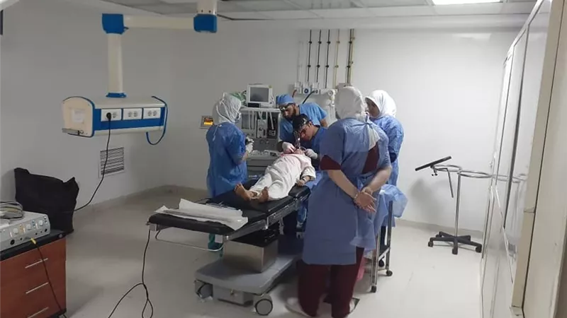 بحضور الدكتورة هناء سرور.. 37 عملية جراحية بالعياط فى قافلة الشئون الصحية بالجيزة (صور)