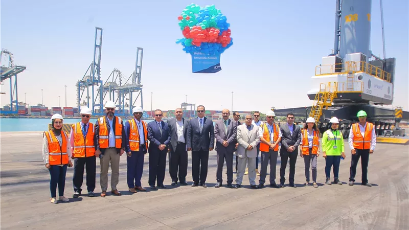بإستثمارات 140 مليون جنيه مصري.. موانئ دبي العالمية - السخنة تعزز إنتاجيتها برافعتين من أحدث الرافعات المتحركة(صور)