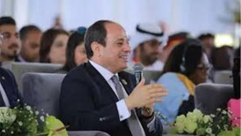 مصطفى بكري: السيسي يتقبل النقد ولا يبحث عن شعبية زائفة (فيديو) 