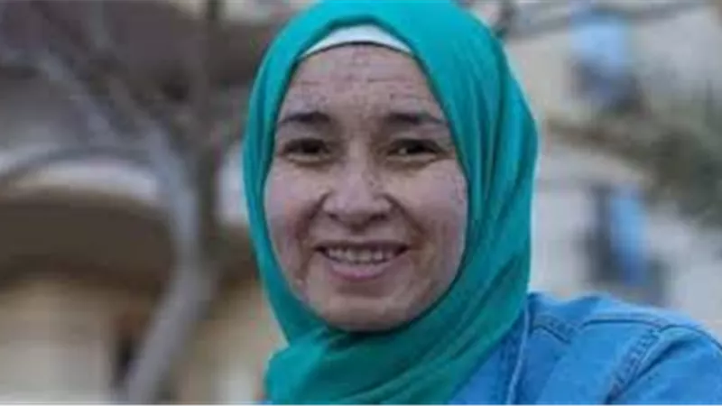 بعد معانتها من مرض 