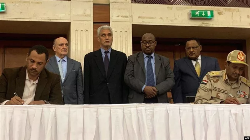 نائب سابق بالبرلمان السوداني: اتفاق اليوم خطوة نحو التحول المدني الديمقراطي وتداول السلطة (فيديو)