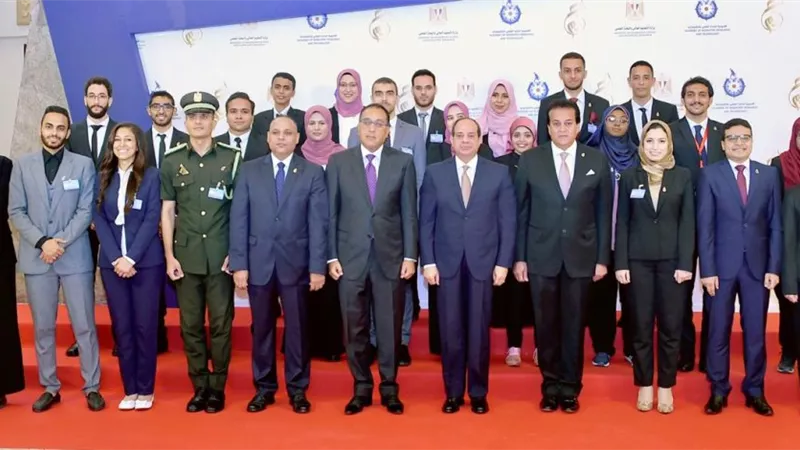 العلماء المكرمين من السيسى: تكريم الدولة لنا حافز كبير لتقديم المزيد 