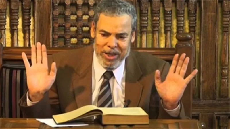 أستاذ لغة عربية: المعاجم حفظت اللغة.. والقرآن الكريم كان سببا في وضعها (فيديو)