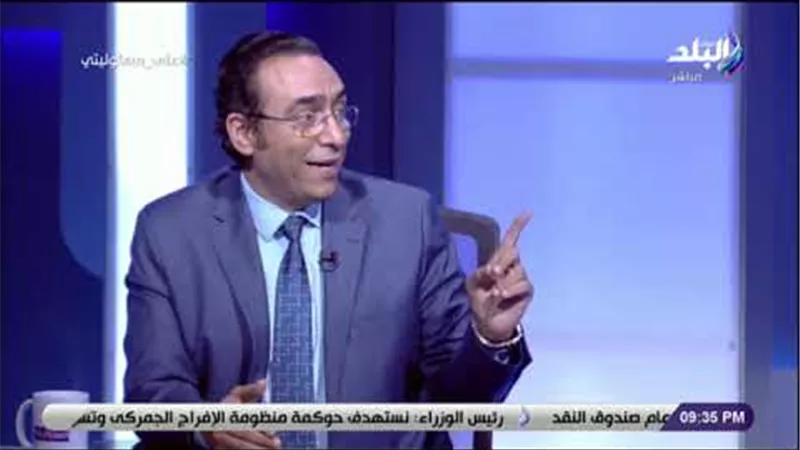 خبير معلومات يحذر من فرط استخدام «التواصل الاجتماعي»: 8 ساعات حد أقصى (فيديو)