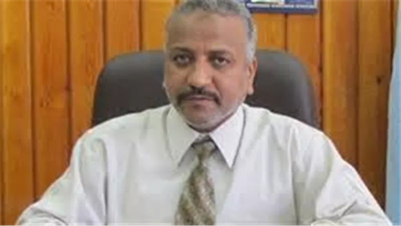 تفاصيل علاقة نائب رئيس جامعة الأزهر بأسيوط بجماعة الإخوان الإرهابية وتنظيمه لتظاهرات ضد الدولة لتأييد دستور الجماعة