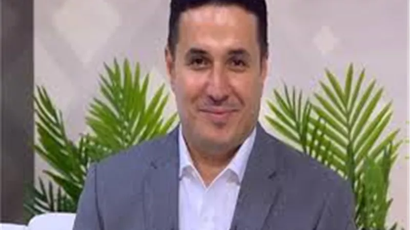 مهرجان الفضائيات العربية يكرم الدكتور أحمد عمارة لنجاحه في مجال الطاقة والسعادة 
