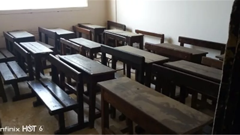 مجلس الاباء بمدرسة نزلة سلام يشكر محافظ الجيزة ووكيل وزارة التعليم لتلبية مطالبهم وارسال 112 مقعد