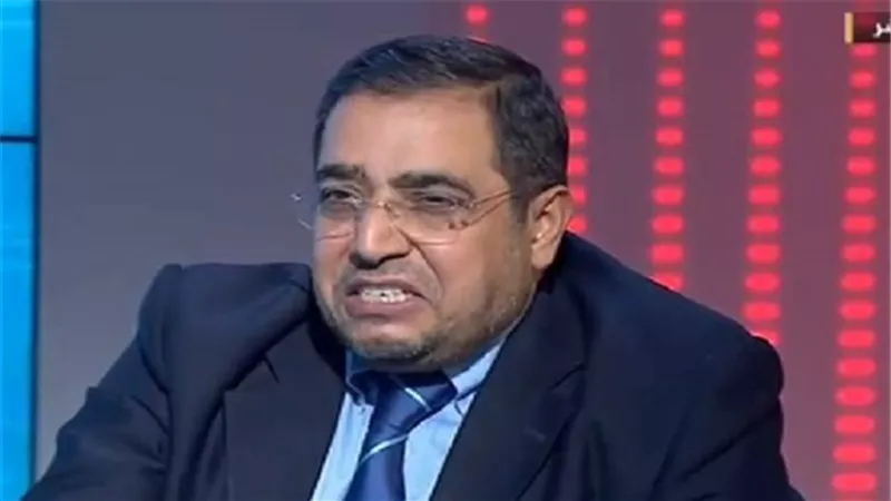 عماد أبوهاشم عن «زوبع»: يتقاضى آلاف الدولارات.. وكان يخدع الإخوان بالعودة للاتحادية (فيديو)