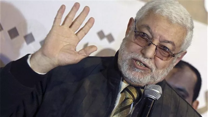 عماد أبوهاشم يكشف الإخواني «محمود حسين»: متهم بالسرقة ويمتلك عمارة بمليوني دولار في اسطنبول (فيديو)