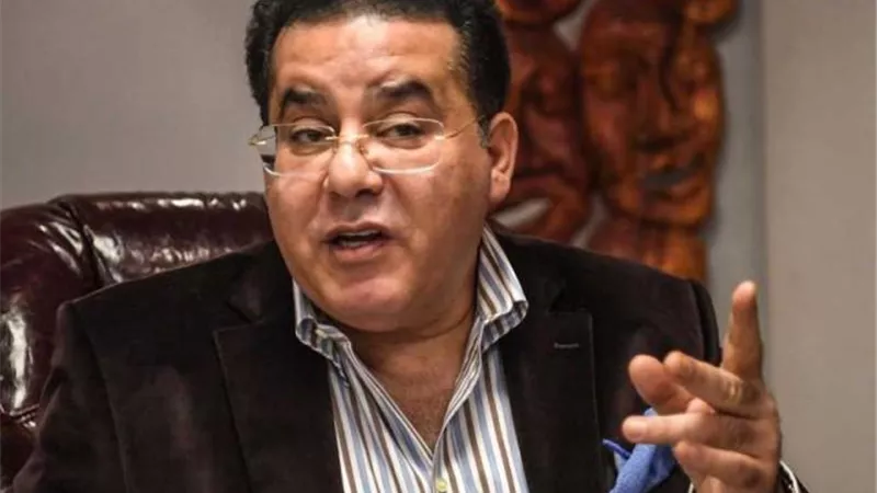 عماد أبوهاشم يفضح «زوبع»: تآمر مع أيمن نور ضد من فوضوه لحل مشاكلهم (فيديو)